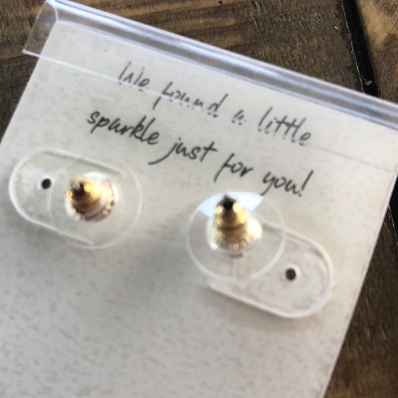 Earrings - Picture 2 of 2